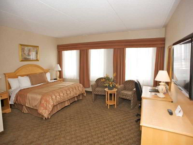 Monte Carlo Inn Brampton Exterior photo